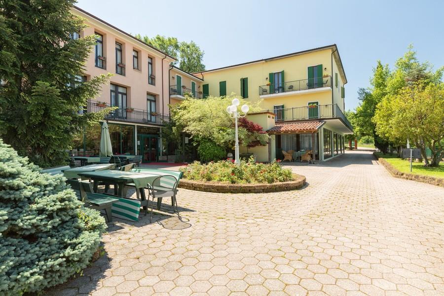 Hotel JOLANDA