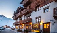 FREE SKI Hotel HELVETIA