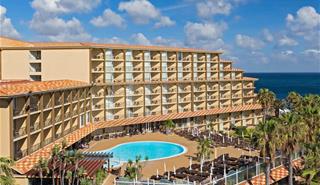 Four-Views-Oasis-Madeira-Hotel-Fachada-e-Piscina-E.jpg