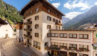 Hotel Italia_Canazei.jpg